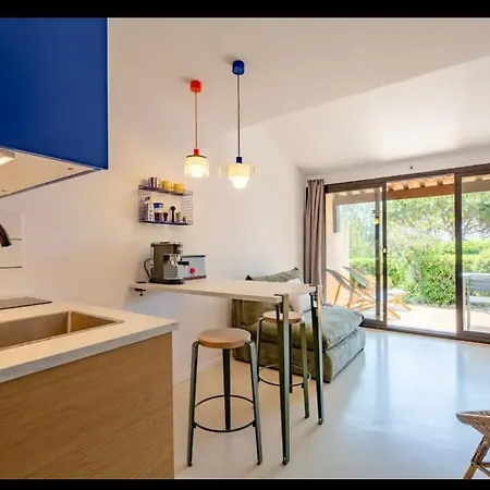 Apartment Les Baigneurs - Vue Et Piscine - 300 M De La